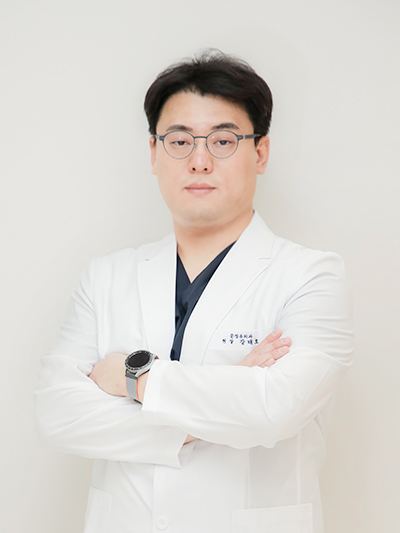 <strong>원장 강태호</strong>